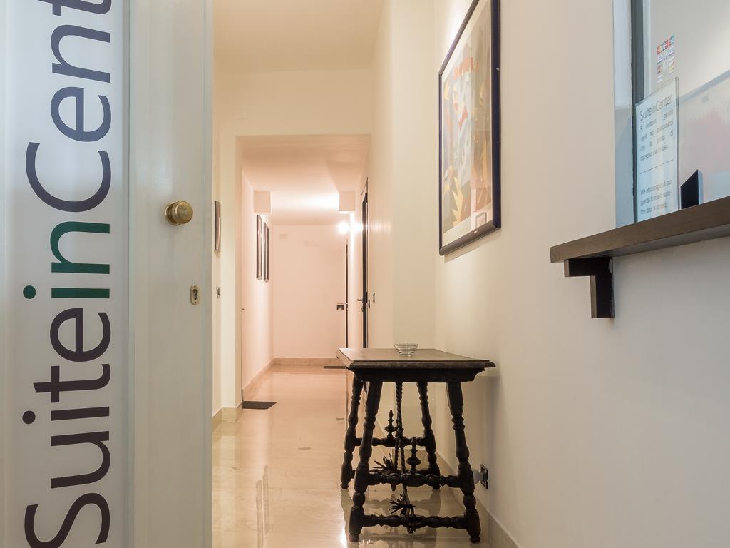 Suite In Center Palerme Extérieur photo