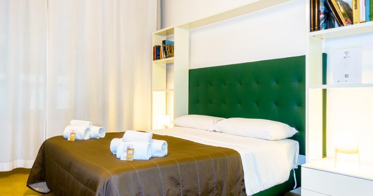 Suite In Center Palerme Extérieur photo