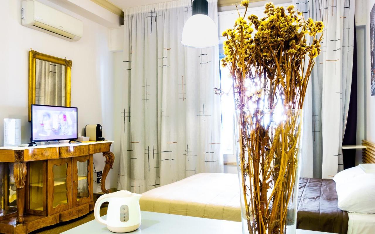 Suite In Center Palerme Extérieur photo