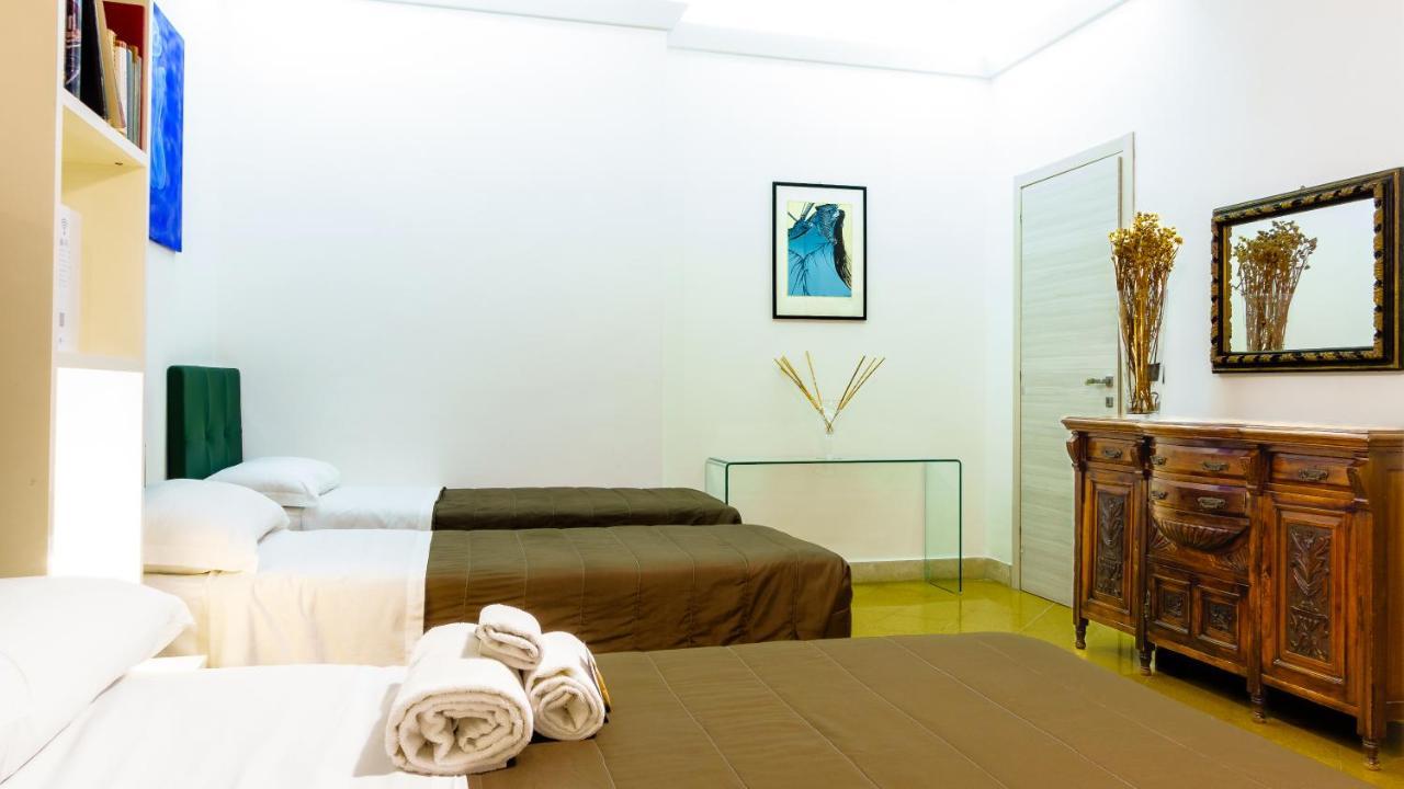 Suite In Center Palerme Extérieur photo