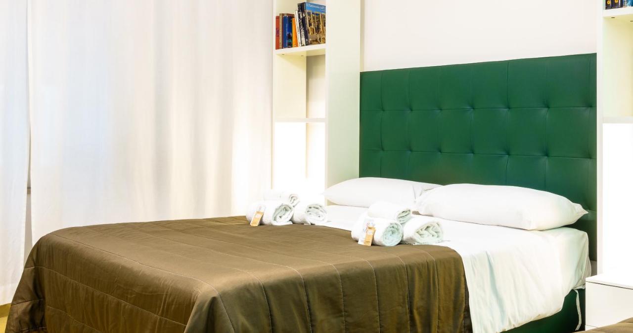 Suite In Center Palerme Extérieur photo