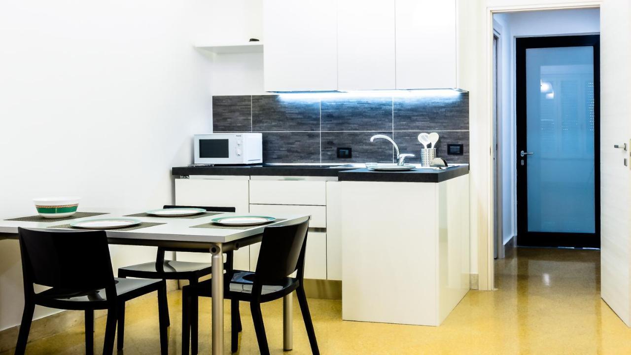 Suite In Center Palerme Extérieur photo
